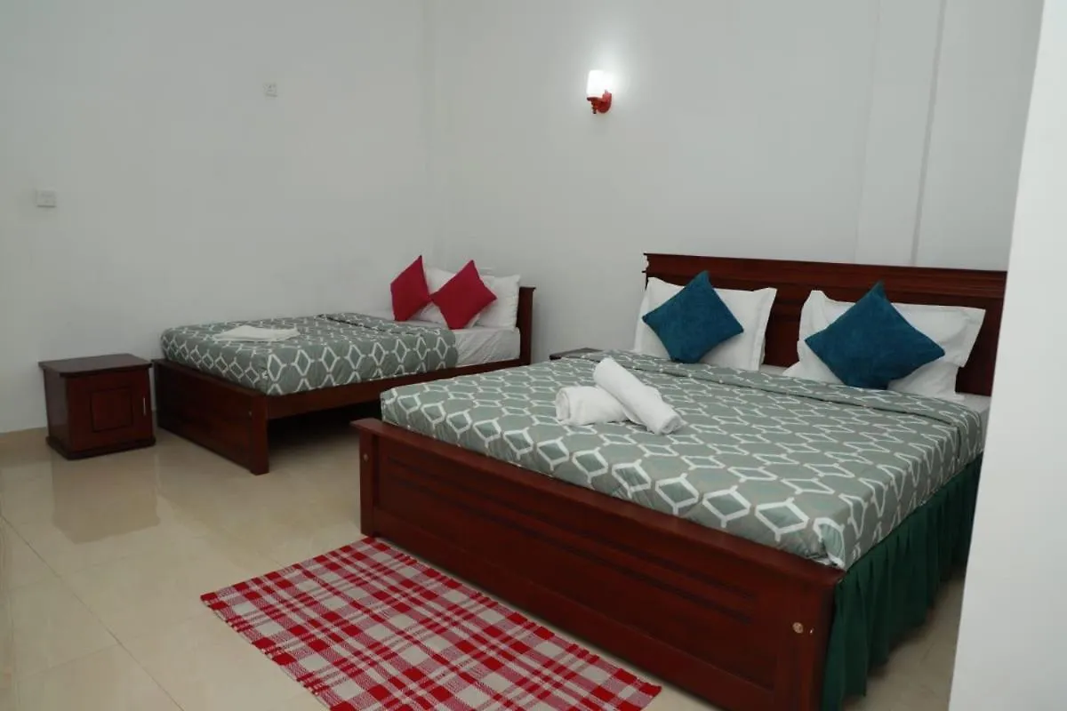 Seven Panorama Hotel Bowala